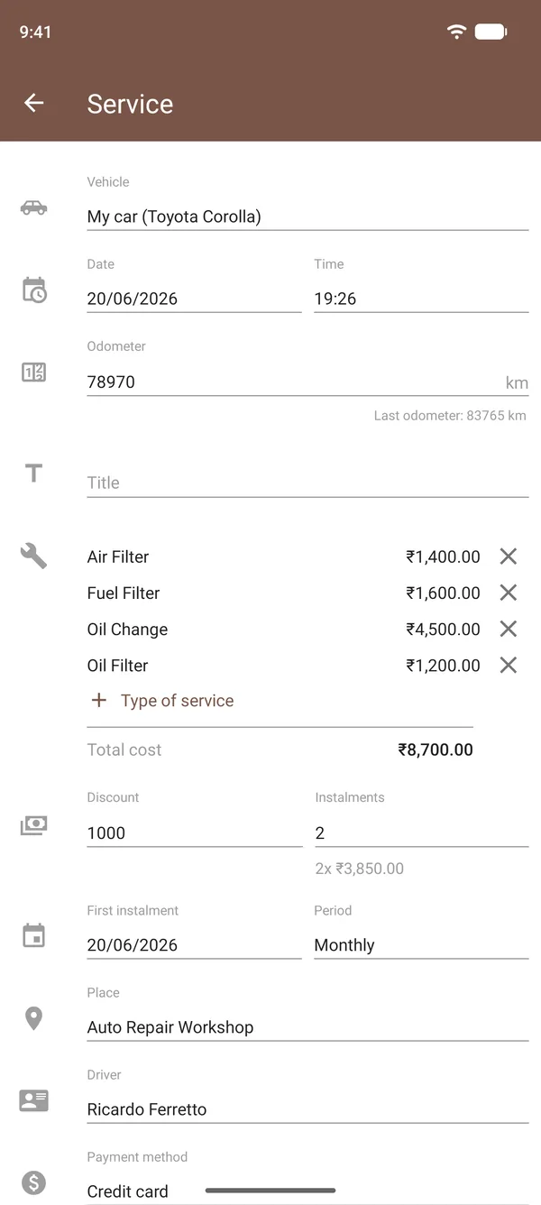 Service entry in Drivvo with an oil change, filters, costs, odometer and location