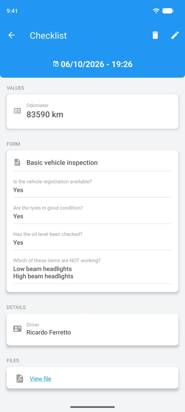 Completed checklist in Drivvo, with answers, the driver and the attached file