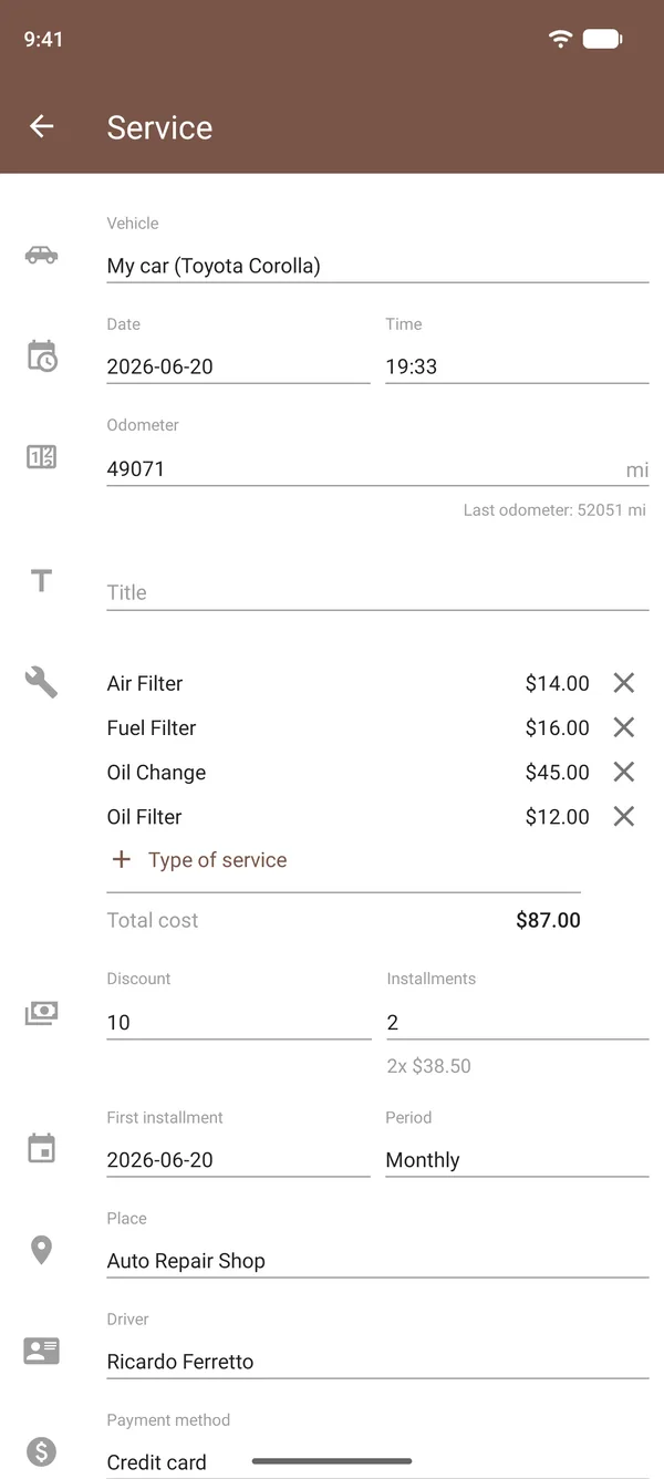 Service entry in Drivvo with an oil change, filters, costs, odometer and place
