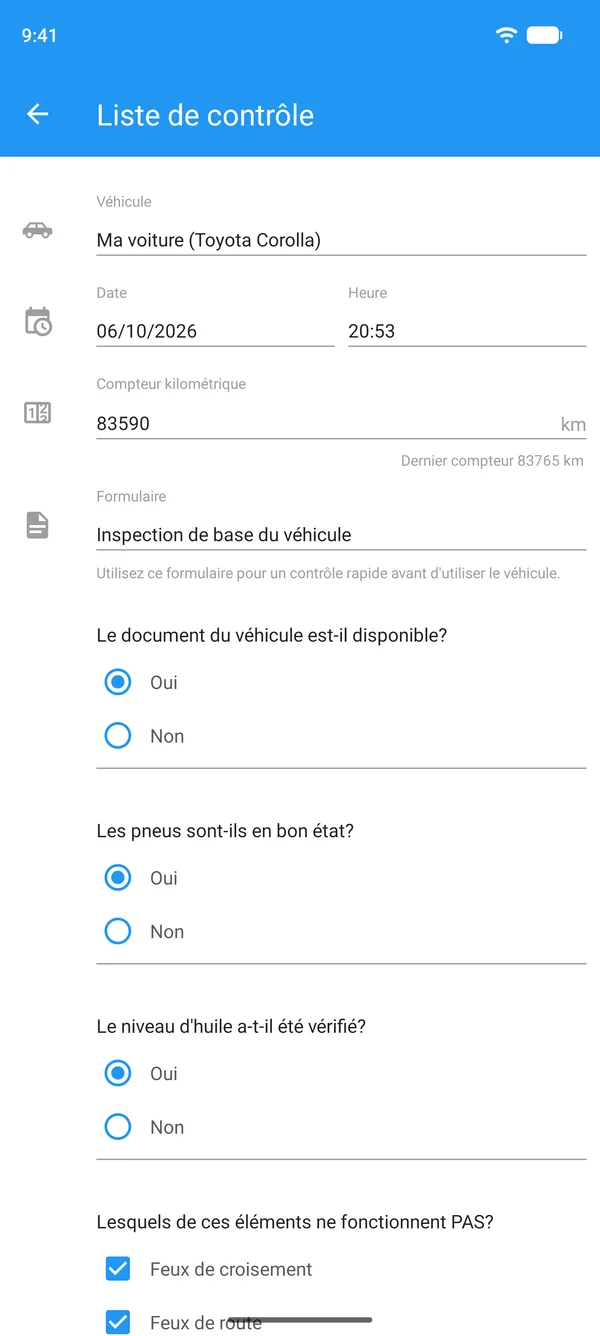 Liste de contrôle du véhicule remplie sur un téléphone, avec véhicule, compteur kilométrique et réponses oui ou non