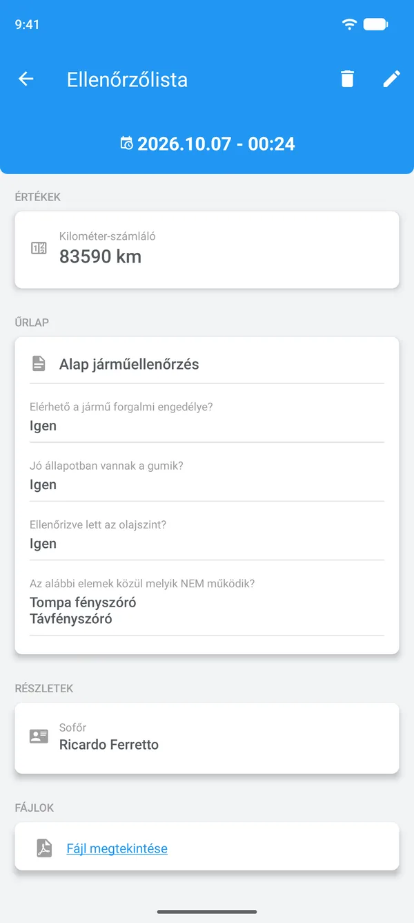 Kitöltött ellenőrzőlista a Drivvo alkalmazásban, válaszokkal, a sofőr adataival és csatolt fájllal