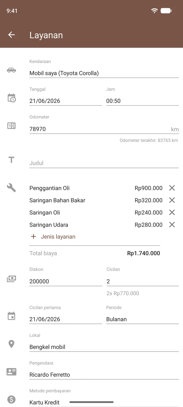 Catatan servis di Drivvo dengan penggantian oli, filter, biaya, odometer, dan lokasi