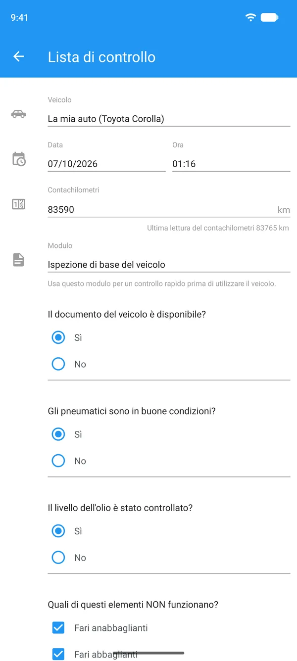 Lista di controllo del veicolo compilata sul telefono, con veicolo, contachilometri e risposte sì o no