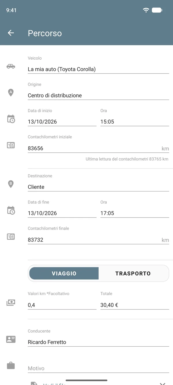 Registrazione di un percorso in modalità viaggio, con partenza, destinazione, letture del contachilometri, tariffa per distanza e totale
