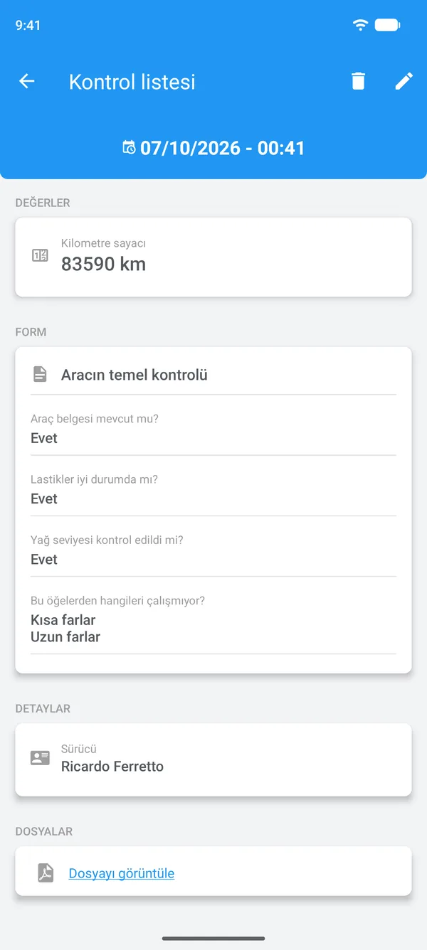 Drivvo'da yanıtlar, sürücü ve ekli dosyayla tamamlanmış kontrol listesi